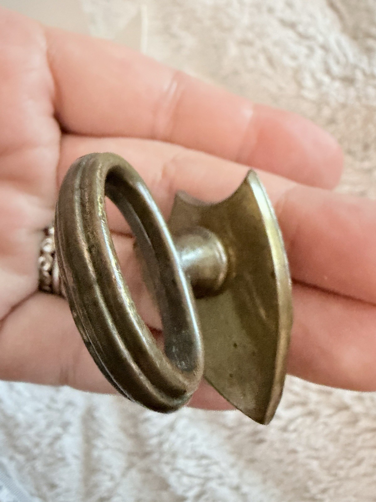 Lot of 10 Vintage KBC Keeler Brass Co Shield Cabinet Knobs Drawer Pulls 4599