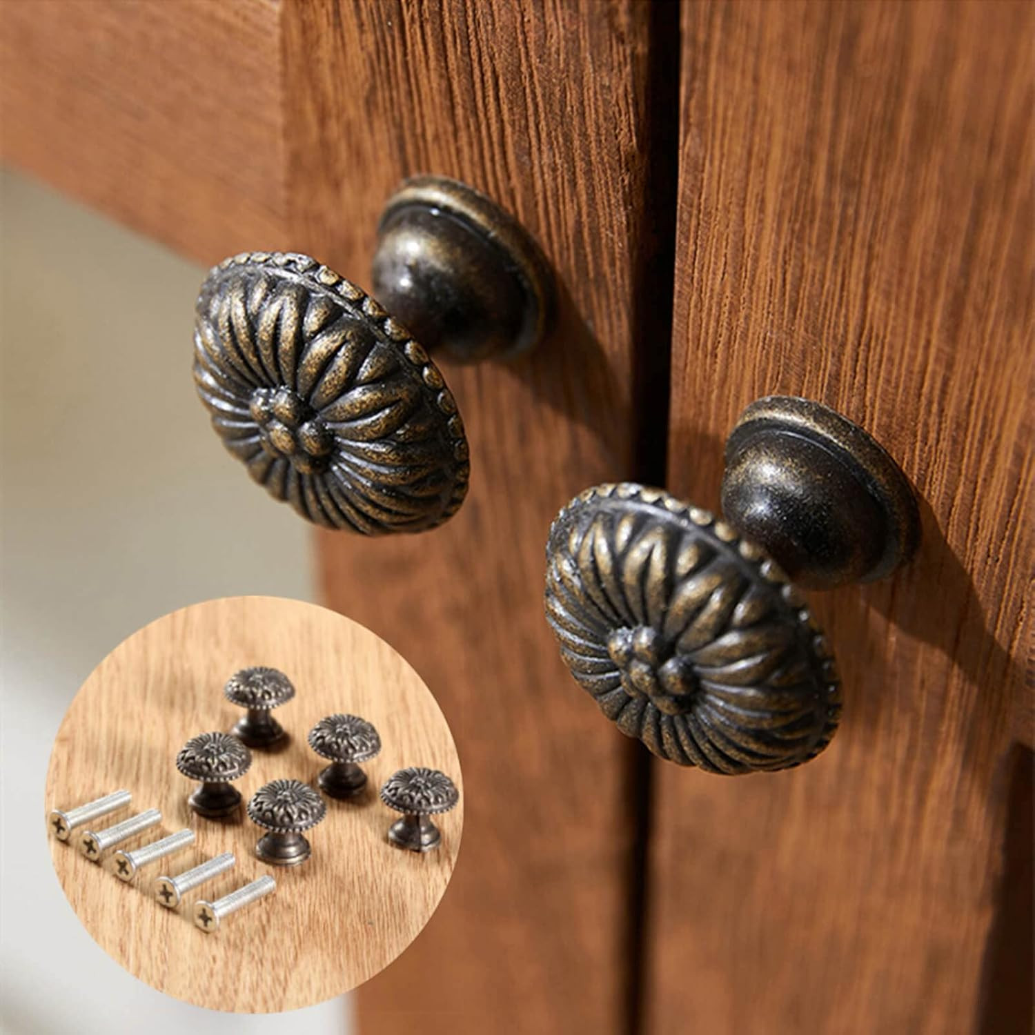 5Pcs Antique Brass Little Knobs, Small Round Drawer Pulls Handles for Jewelry Bo