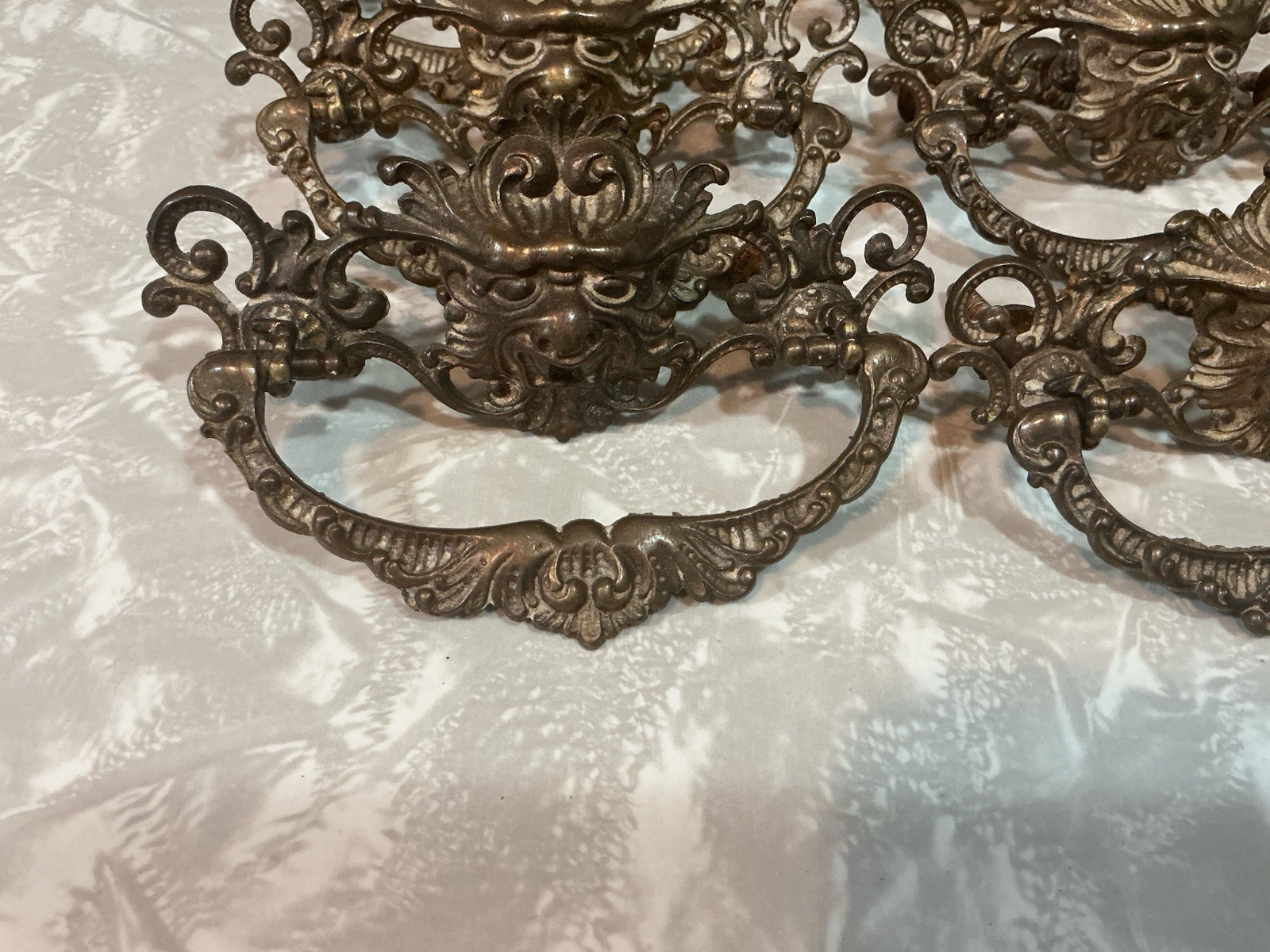 RARE FANCY VICTORIAN LION “OLD MAN WINTER” ORNATE OLD Original Priced per pull