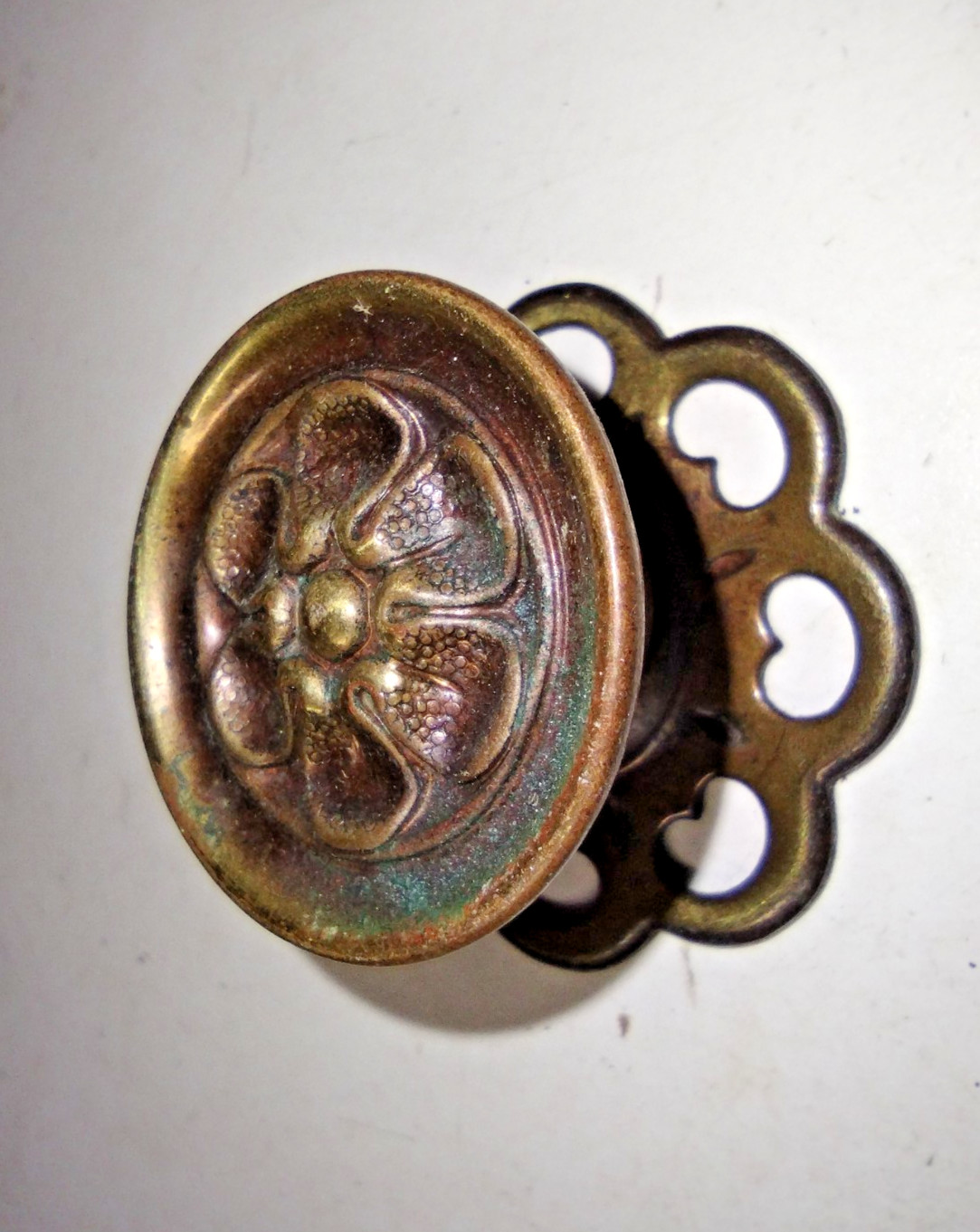 Victorian Crimped Hollow 2 Part Dark Aged Brass Cabinet Door Pull Knob + Rosette