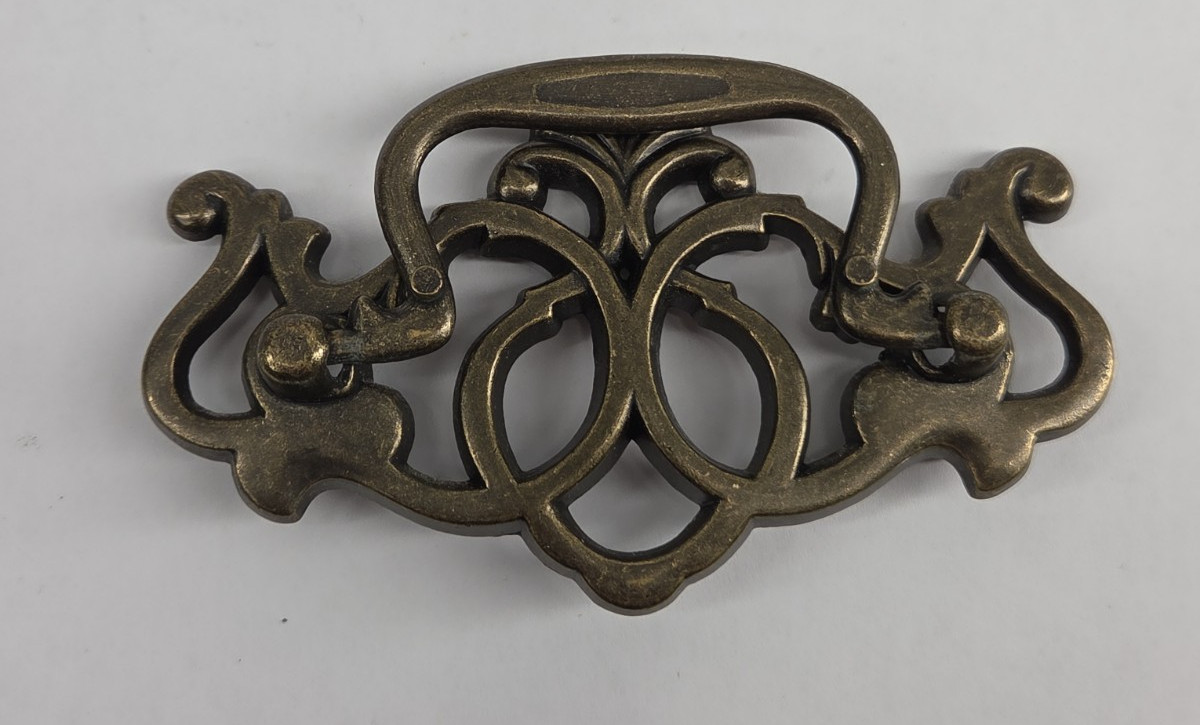 Vintage Lot of 2 Chippendale Pierced Batwing Drawer Pull Handles Brass Pulls