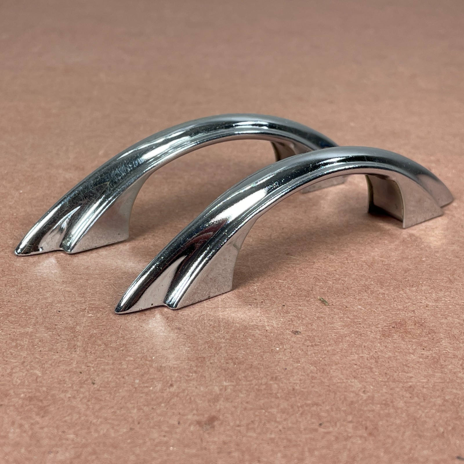 2 Vintage Chrome Cabinet Pulls Drawer ( Similar to Youngstown & Amerock E311 )