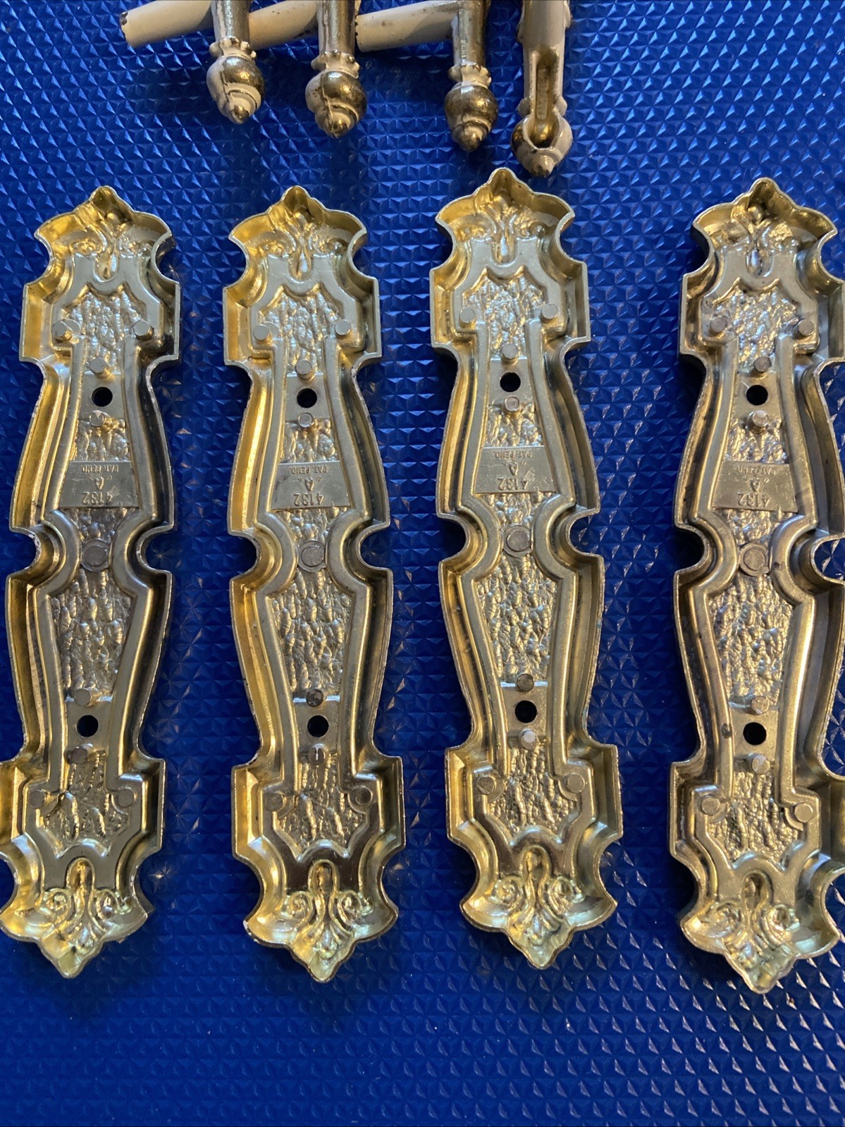 4 Vintage 50’s 60’s Ajax English Provincial White Gold Handle Pulls Backplates