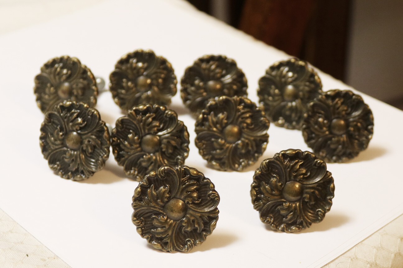 10 Vintage Ajax Provincial 993 Drawer Pulls Cabinet Set