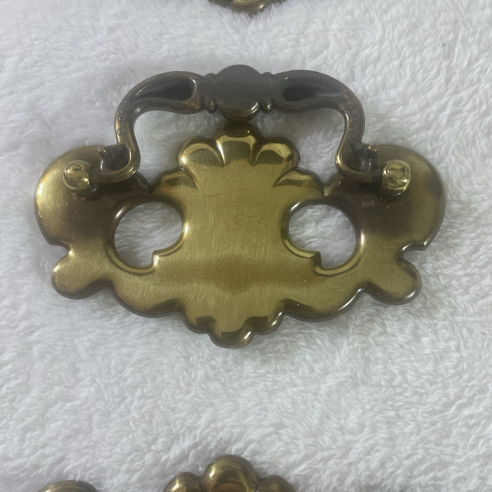 Vintage Chippendale Batwing Drop Drawer Pulls swinging Bail Brass [Lot=8]