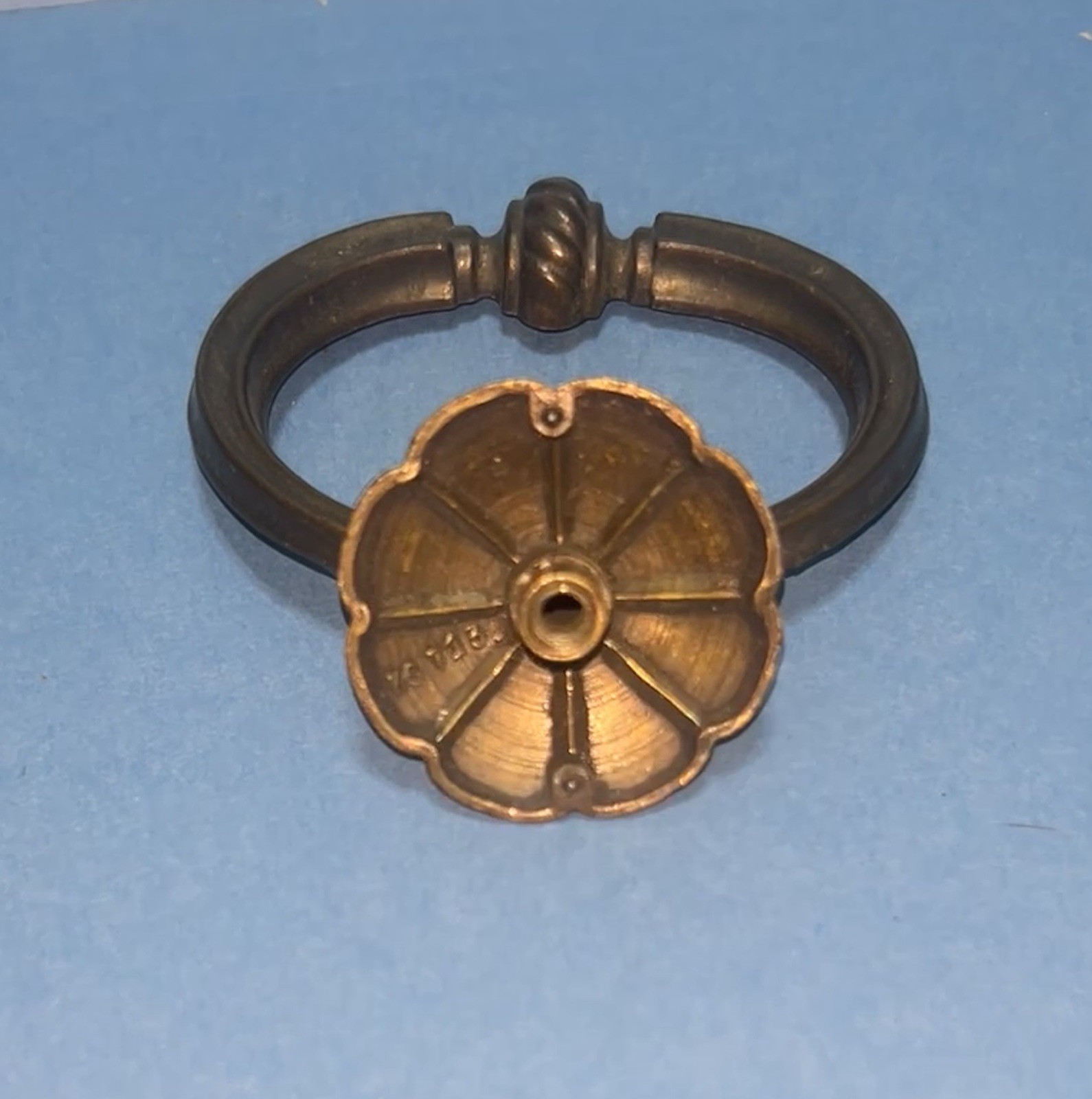 Single Vintage National Lock YS 713 Single Post Bail Ring Pull Antique Brass