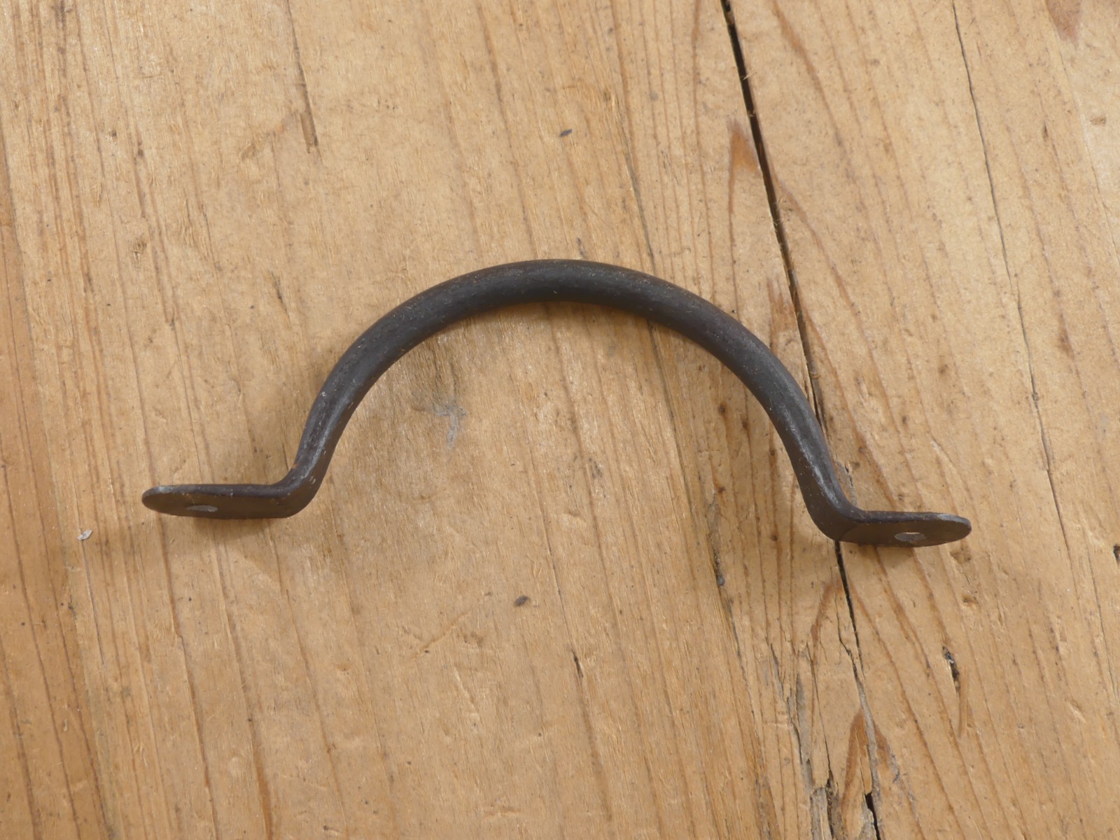 5 HAND FORGED IRON DRAWER BIN PULLS 4 1/4″ LONG CABINET HANDLES KITCHEN BATH
