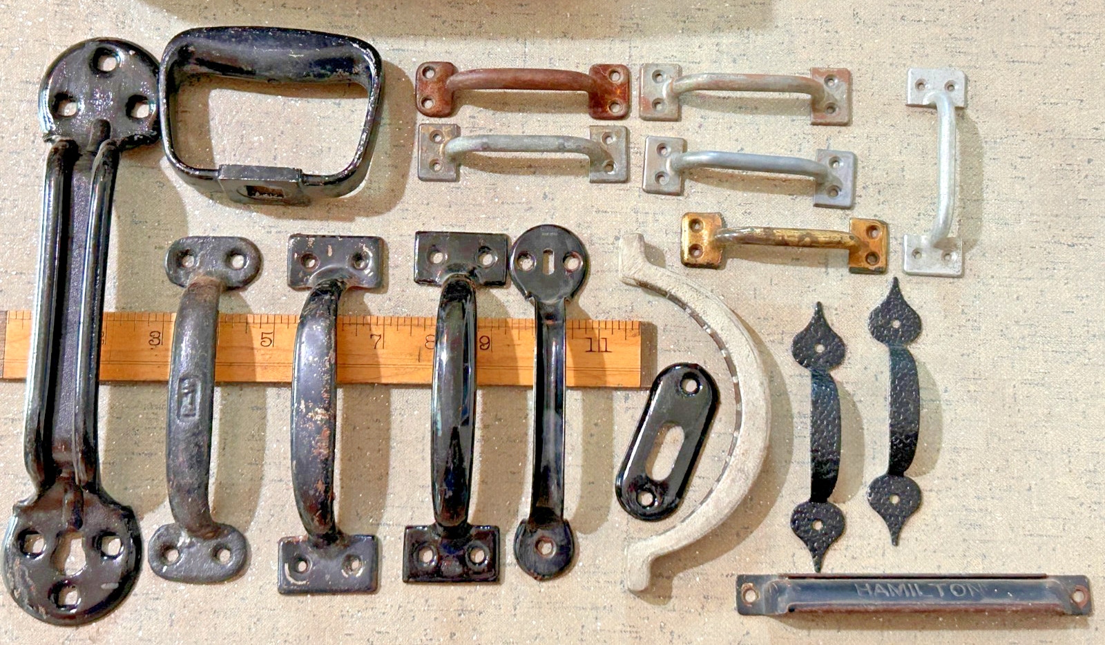 Lot Vintage Rustic Steel Metal Hardware Assorted Drawer Pull Large Small Handles