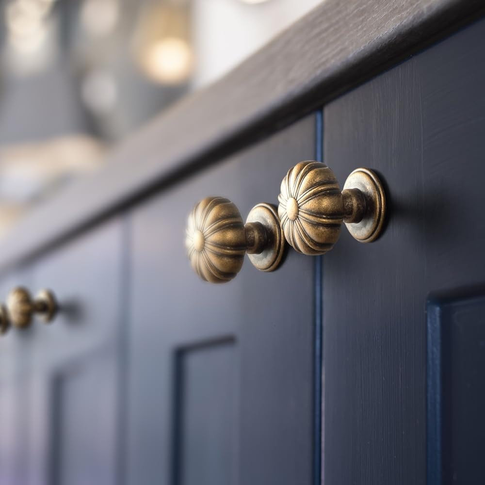 Set of 12 Rustic Floral Antique Brass Cabinet Knobs – Elegant Handles Vintage Re