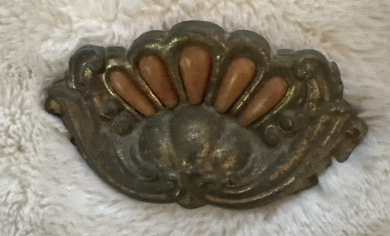 8 Gorgeous Original Vintage/Antique Art Deco Brass Drawer Pulls Bakelite Inserts