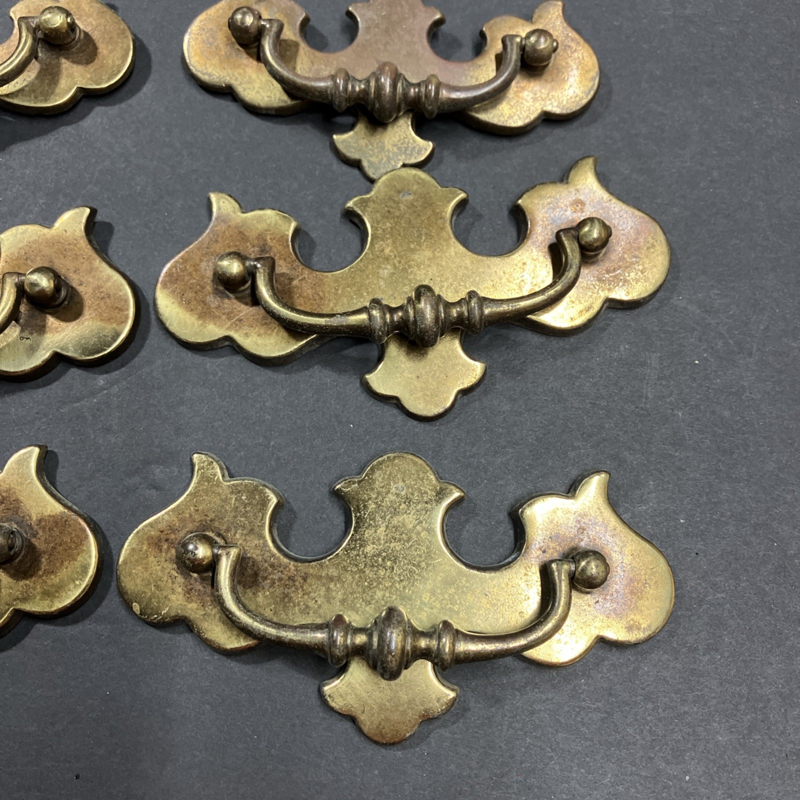 Vintage KBC N2252(4) N2251(2) Chippendale Batwing Drawer Pulls Set Of 6