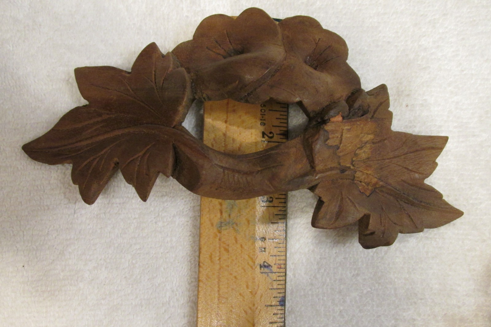 Pair Set Antique Victorian Carved Walnut Flower & Leaf Drawer Pulls 7 x 3 1/2″
