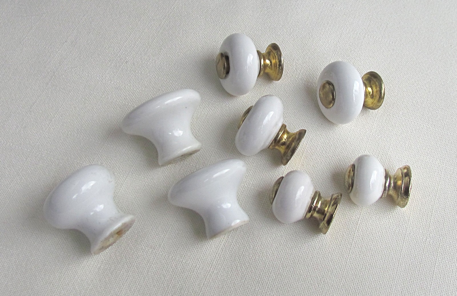 Vintage Mixed Lot of 8 White Porcelain Drawer Pulls Knobs 5 w/ Gold Inserts