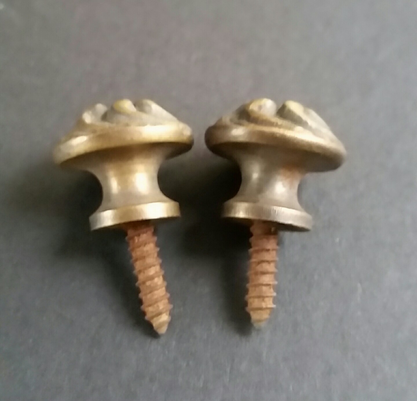 6 Sm solid Brass Floral ornate Stacking Barrister Bookcase 5/8″ Knobs Pulls #K14