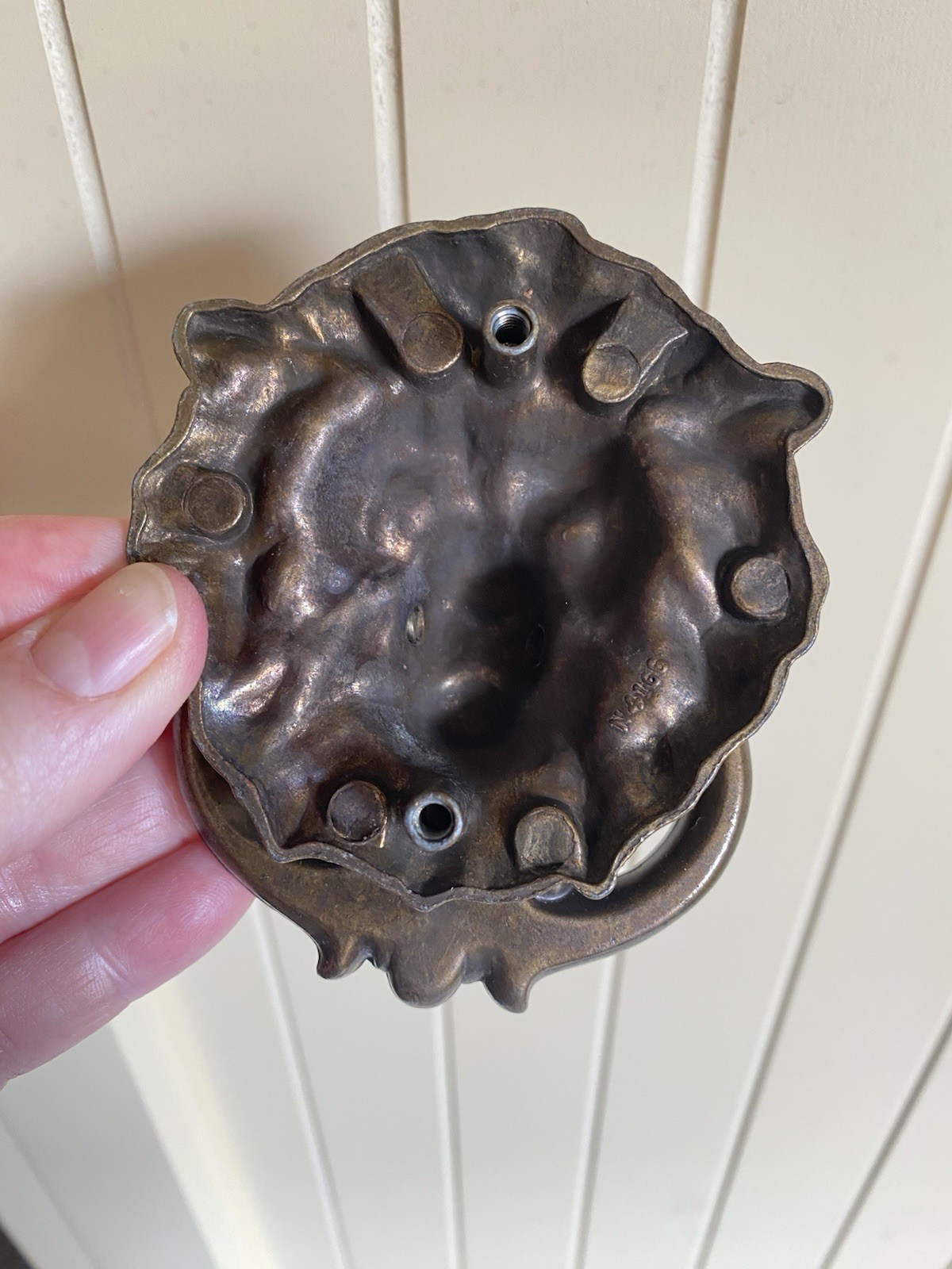 8 VTG Brass Bronze Metal Lion Head Drawer Chest Pulls Victorian Large & Small