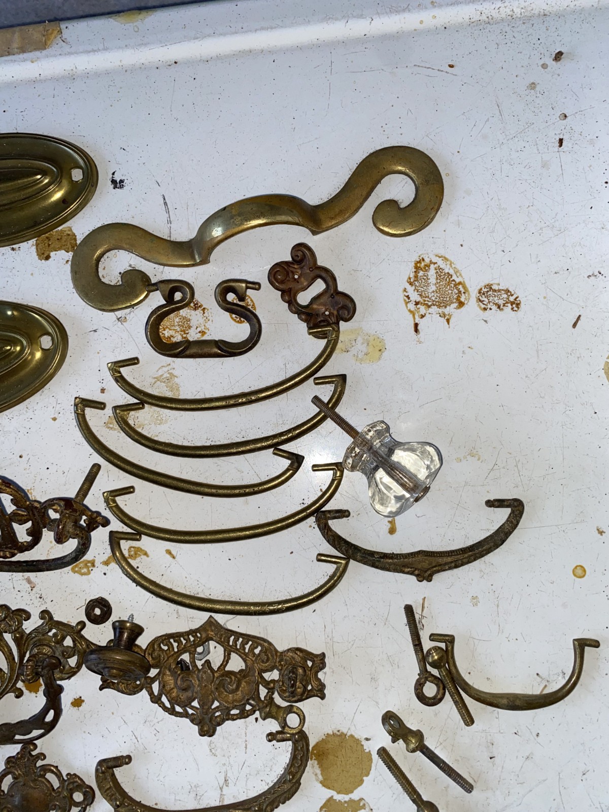 ANTIQUE FURNITURE HARDWARE DRAWER PULLS KEY ESCUTCHEONS & MORE VINTAGE & NEW
