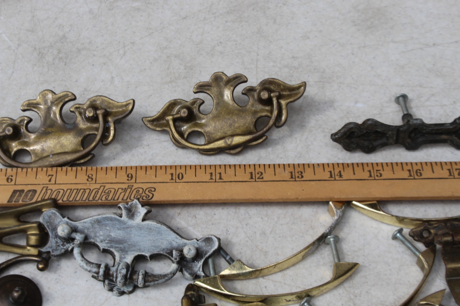 Huge Lot Antique Vintage Brass Drawer Pulls Knobs Handles Hardware Cover Plates