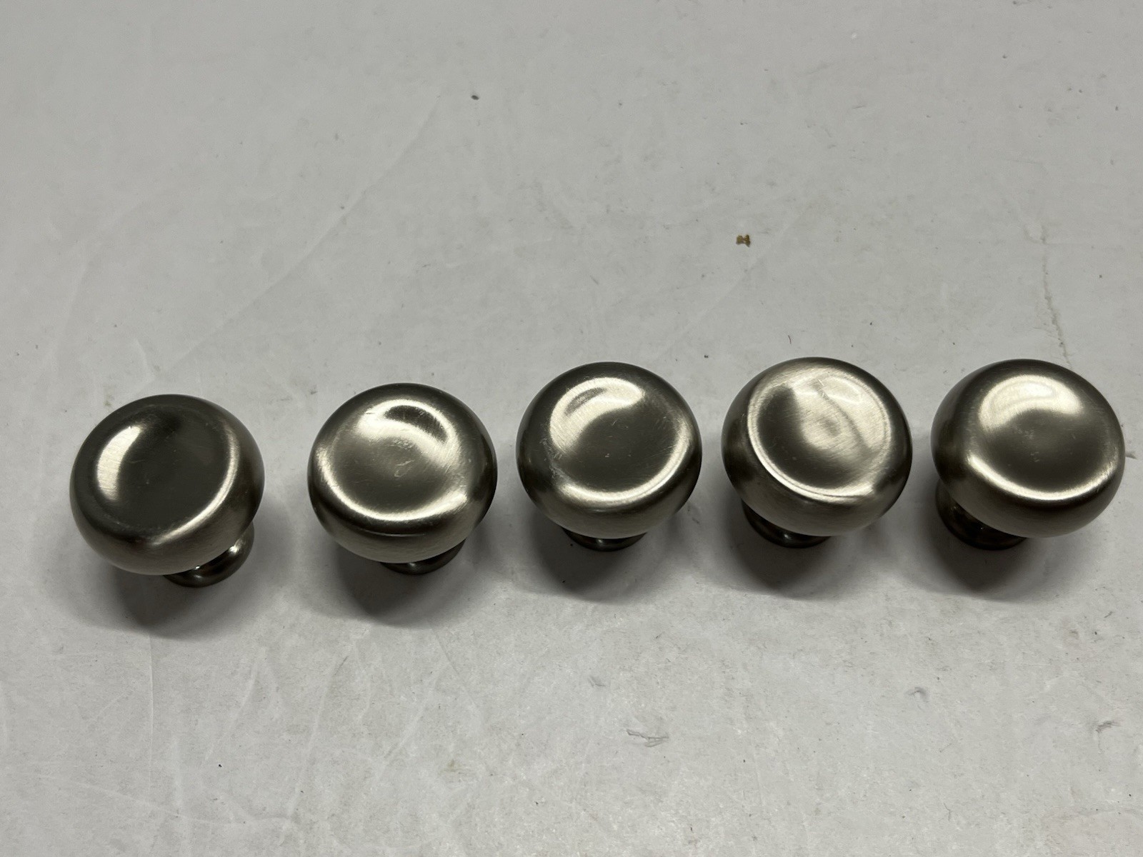 Vintage Lot (5) NOS Heavy Round Brushed Nickel ?? Fixed Drawer/Cabinet Knobs