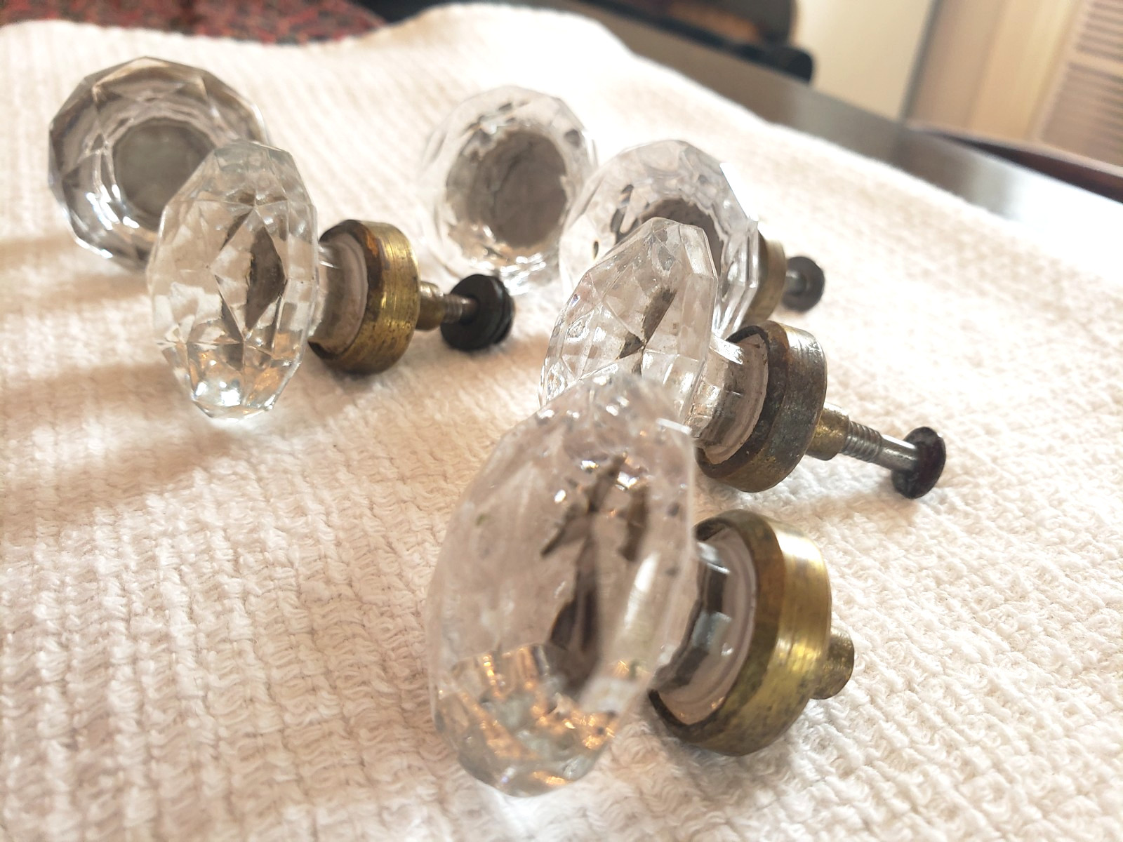 Vintage Set of 6 Glass & Brass Octagonal Drawer Pull Knobs 1.5″ Diameter