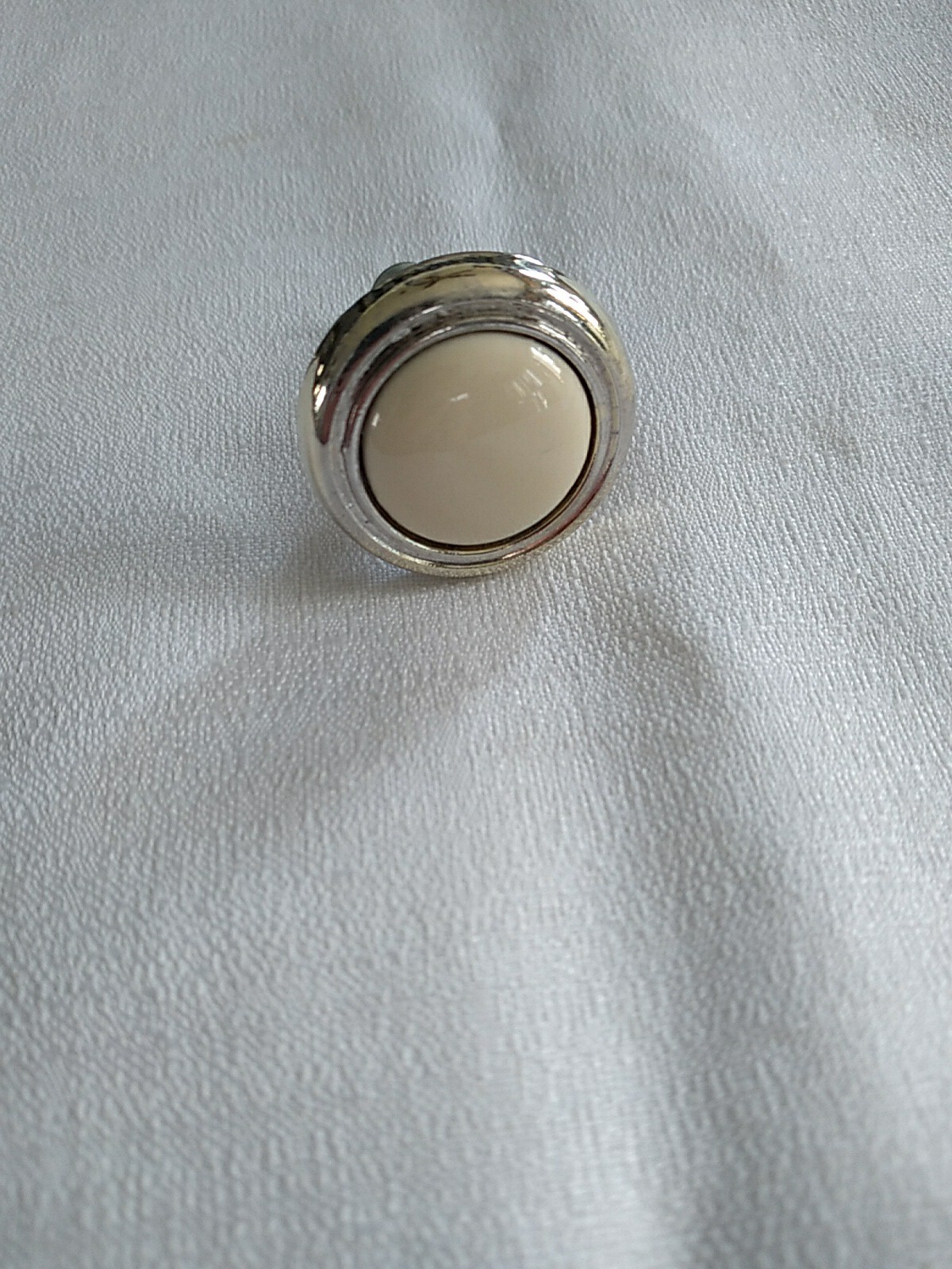 Vintage Brass/Beige Ceramic Center Drawer Pull W/Screw