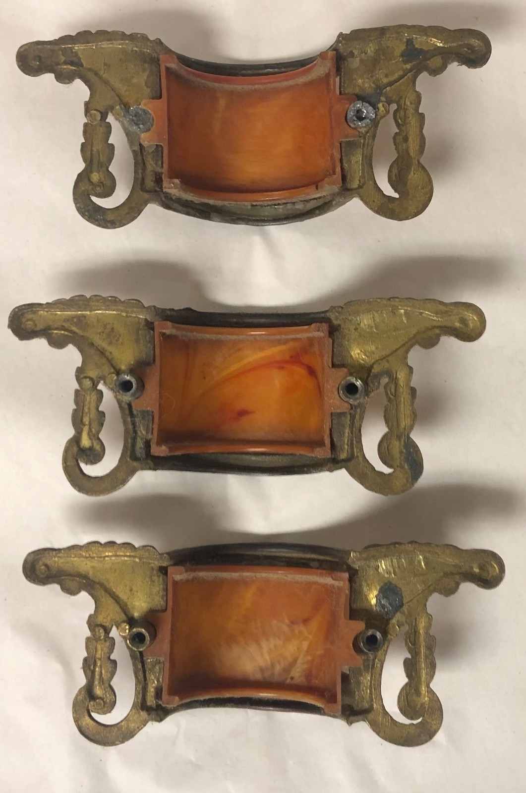 WATERFALL DRESSER PULL ART DECO BOW BUTTERSCOTCH BAKELITE IN CAST METAL VNTG SET