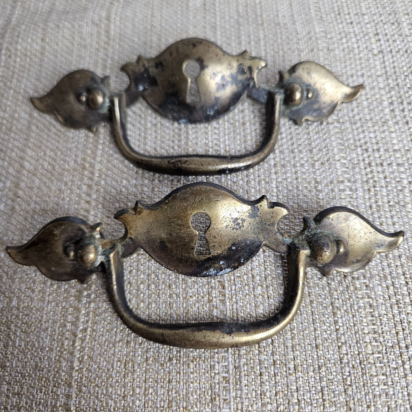 Keeler Brass Drawer Pulls Set 4 Keyhole Bail Handles Vintage Ornate 5″
