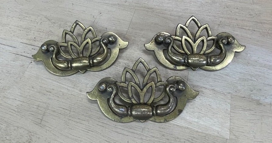 Keeler Brass Company N-1879 Drawer Pull 3 in Center Gold (3x)