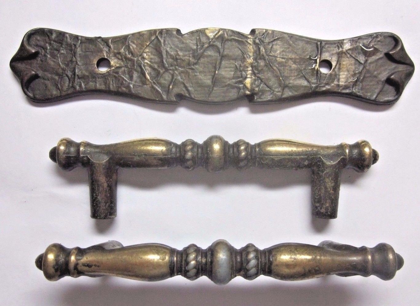 Amerock 176 Carriage 1971 Dark Hammered Brass Pull Handle & Backplate 3″ Centers
