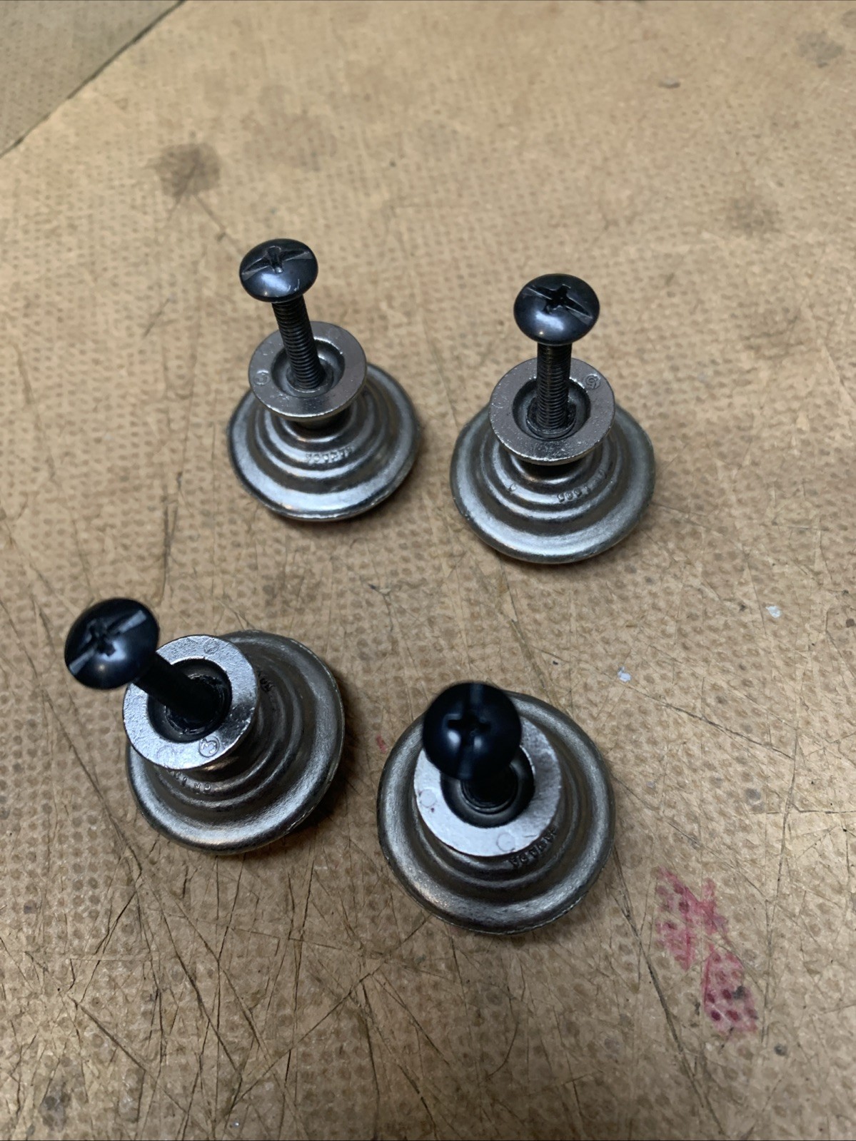 4 Brushed Nickel Pull Knobs 1″ Round Silver Metal Drawer Cabinet Hardware Canada