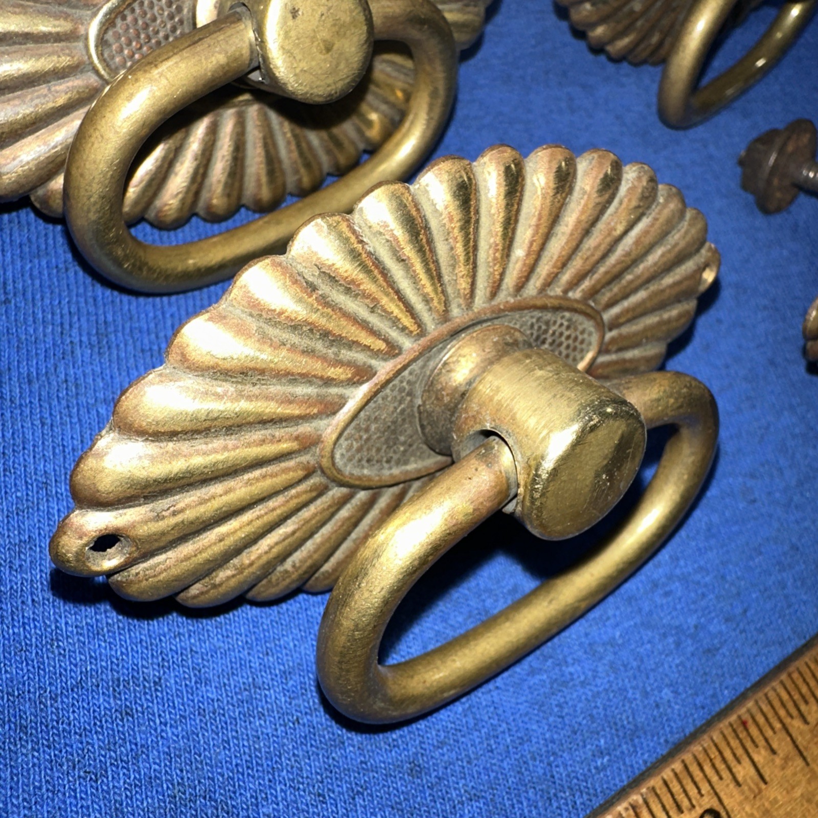 Vintage Brass Drawer Pulls, cabinet Handles lot of 4. Seashell Look Elegant