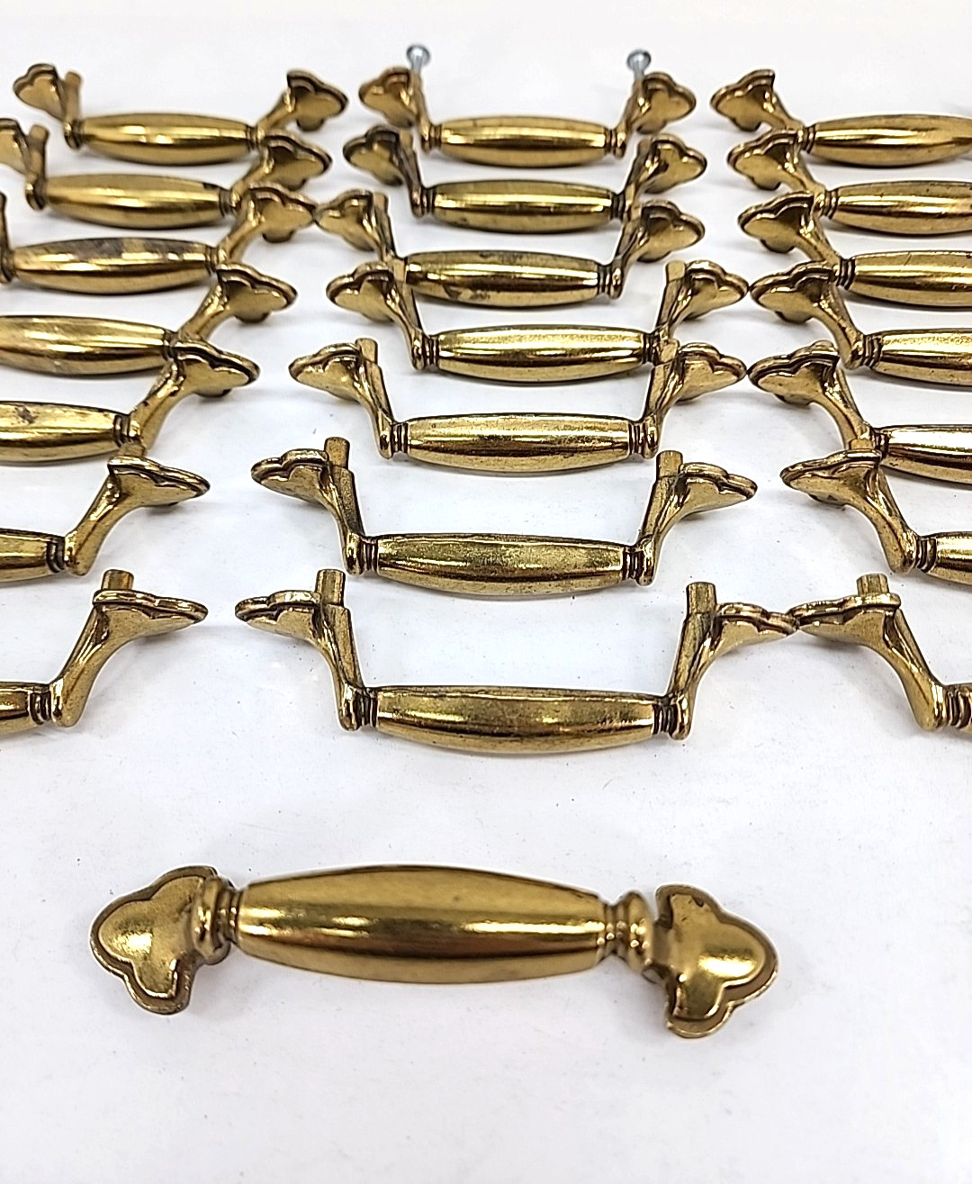 Vintage Keeler Brass Co KBC N13963 Brass Drawer Pulls 4.5″ Lot of 22 Hardware