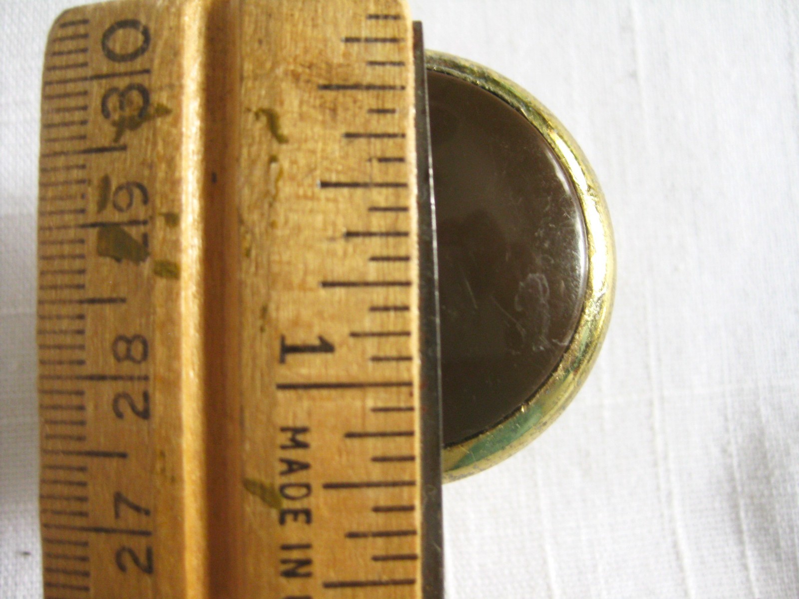 MCM Vintage Brass Finish Brown Acrylic Mushroom Drawer Knob Cabinet Pulls Lot 4