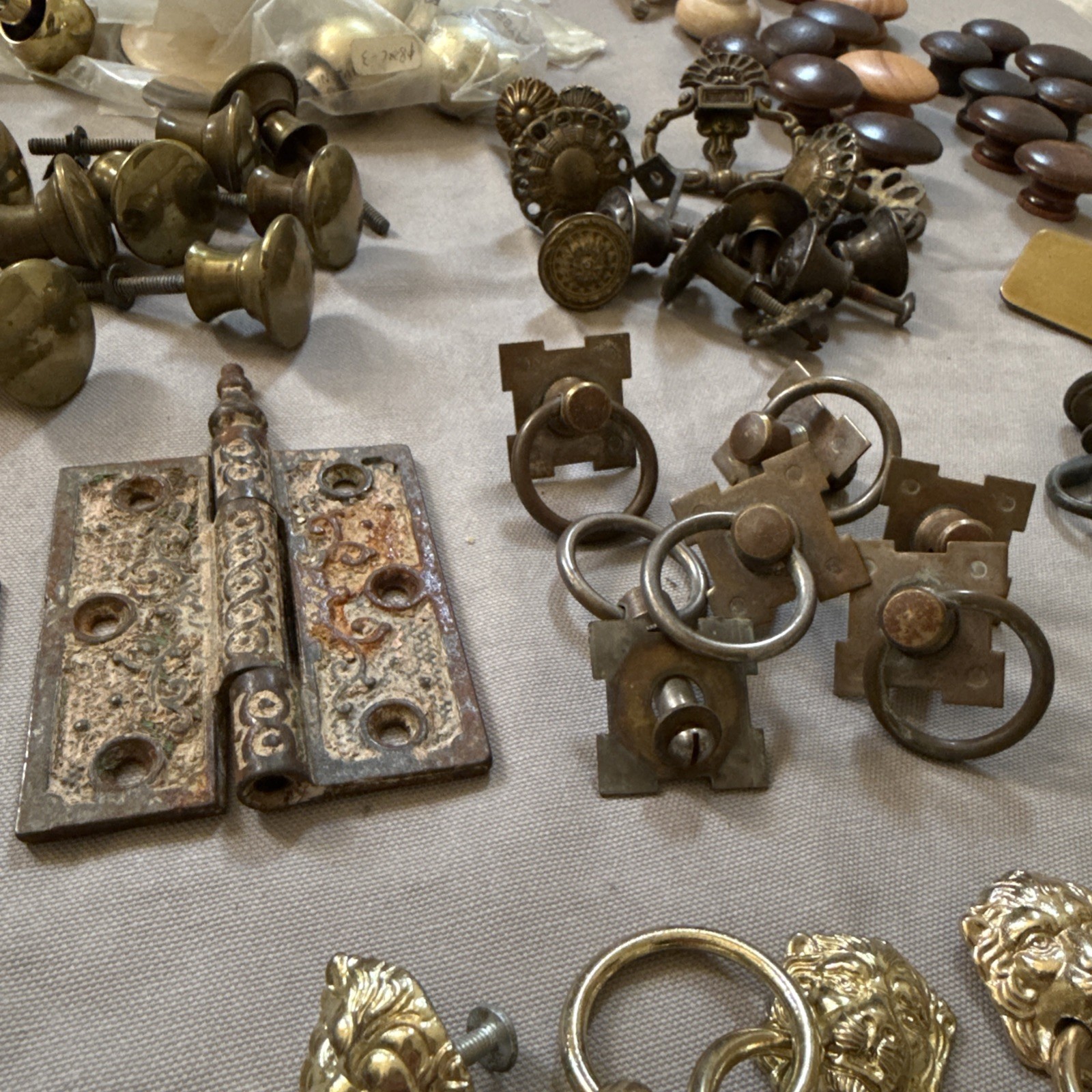 Vintage Furniture Hardware Assorted Parts Drawer Pulls Handles 100 Plus Lot
