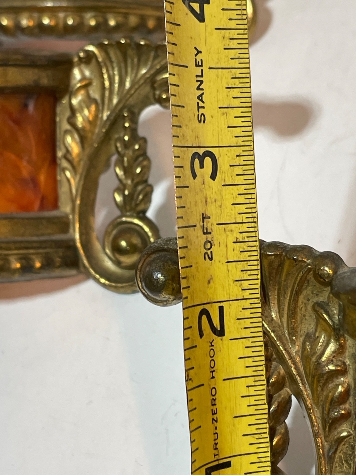 ANTIQUE SET OF FOUR BRASS / BAKELIGHT BUTTERSCOTCH DRESSER HANDLES