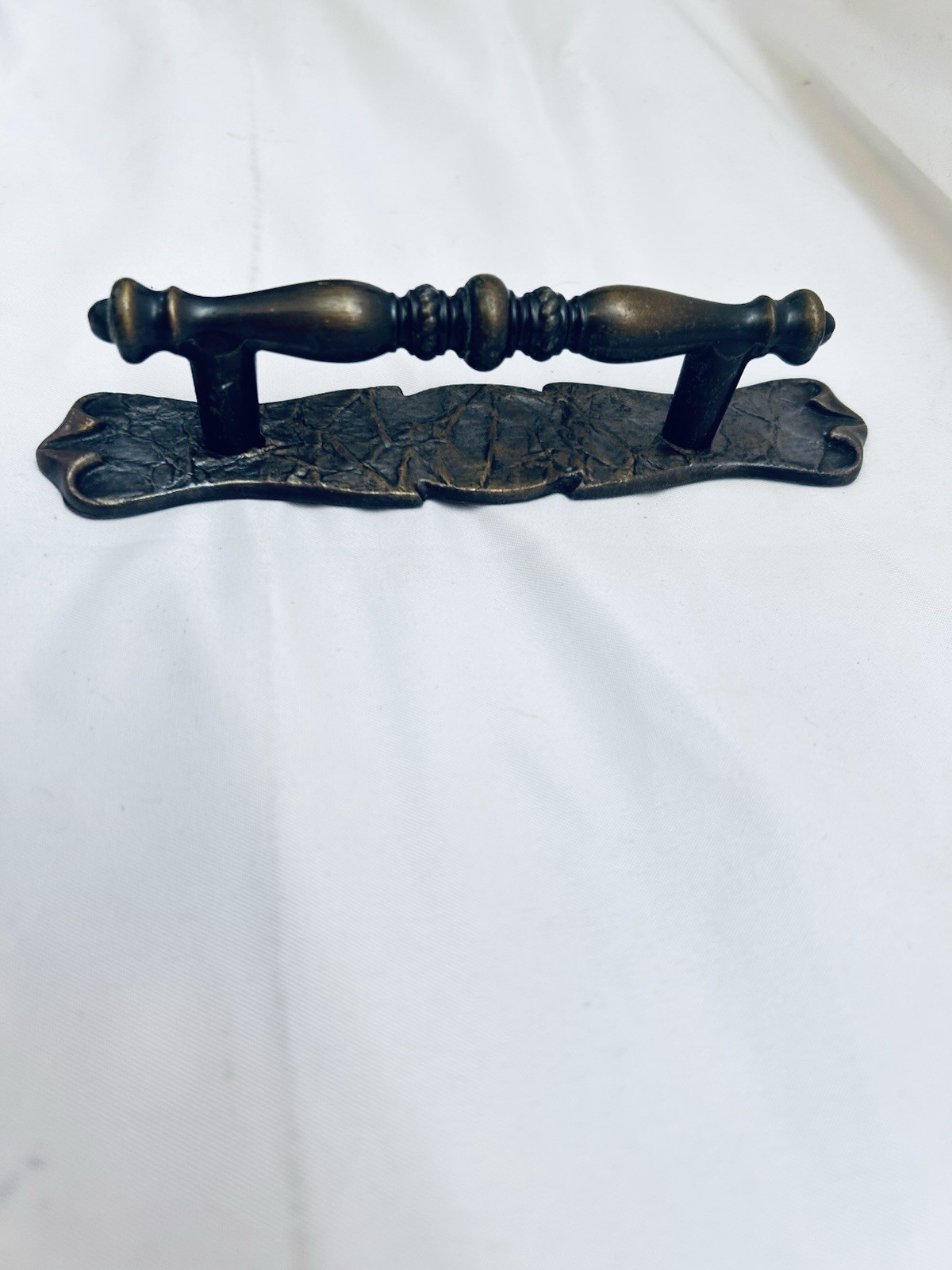 Amerock 176 Carriage 1971 Dark Hammered Brass Pull Handle & Backplate 3″ Centers