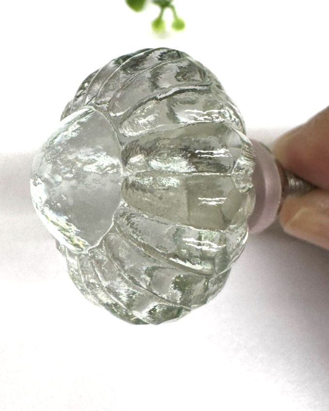 1 Clear Glass 1.38″ round Drawer Pull furniture door knob floral daisy scallop