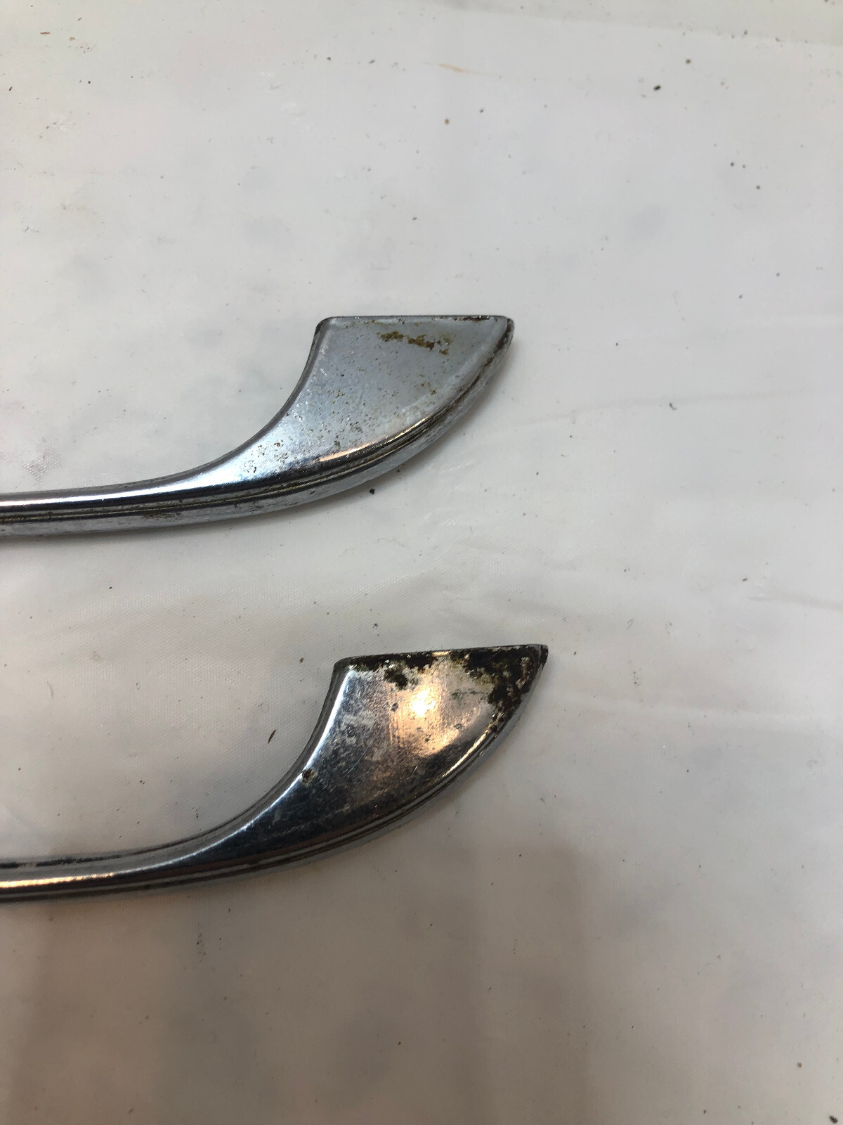 Vintage Chrome Drawer Pulls Cabinet Door Handle MCM Mid Century – Lot of 2