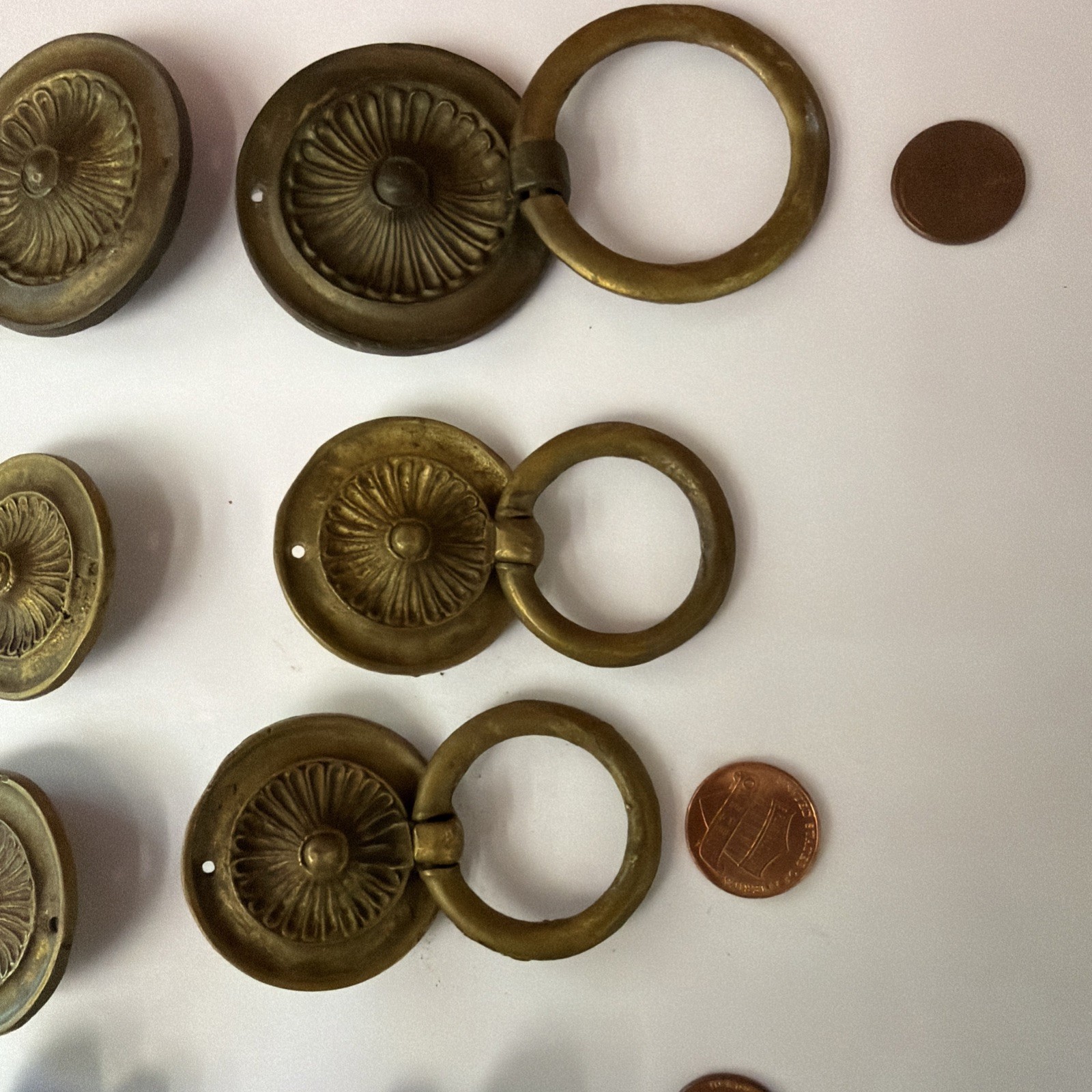 Vintage Brass Floral Ring Drop Cabinet Drawer Pull Furniture Replacement 8 Pcs
