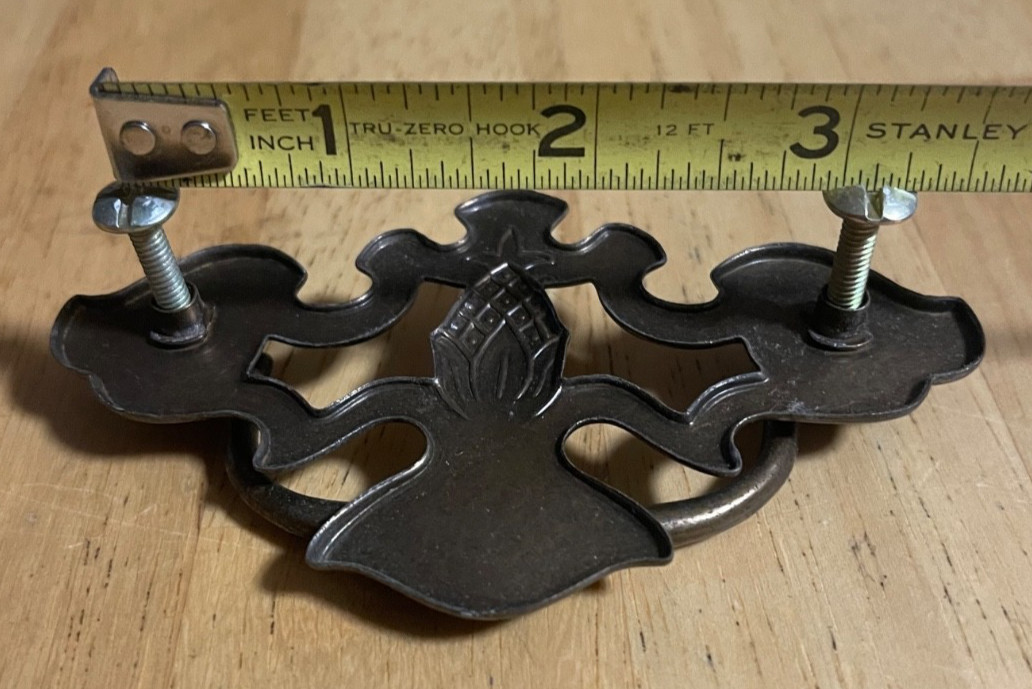 16 Pc VTG Bassett Aged Brass Pineapple Drop Bail Drawer Pull Handles w/ Screws
