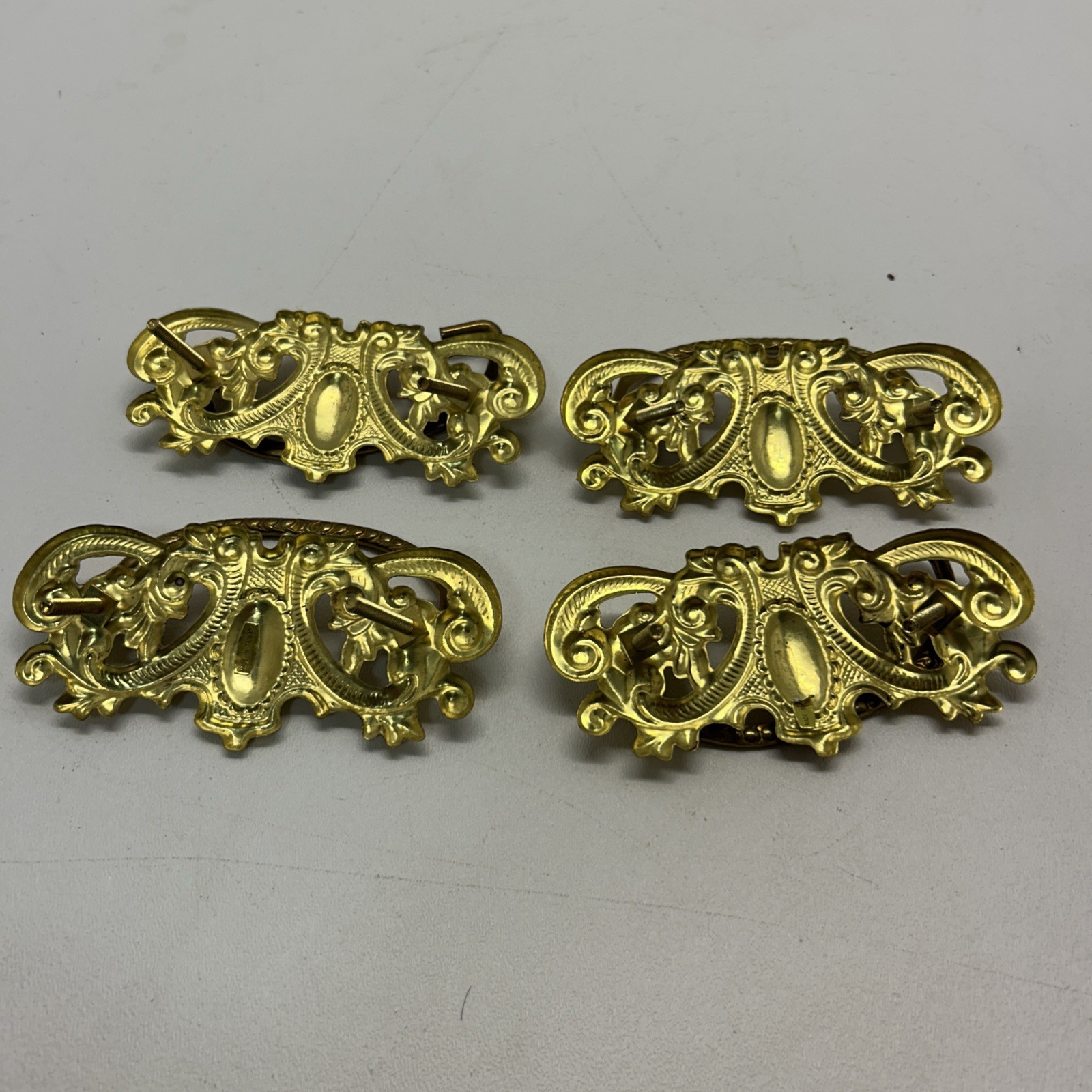 4 Vintage Ornate Gold Tone Brass Handles Drawer Dresser Pulls Furniture Hardware