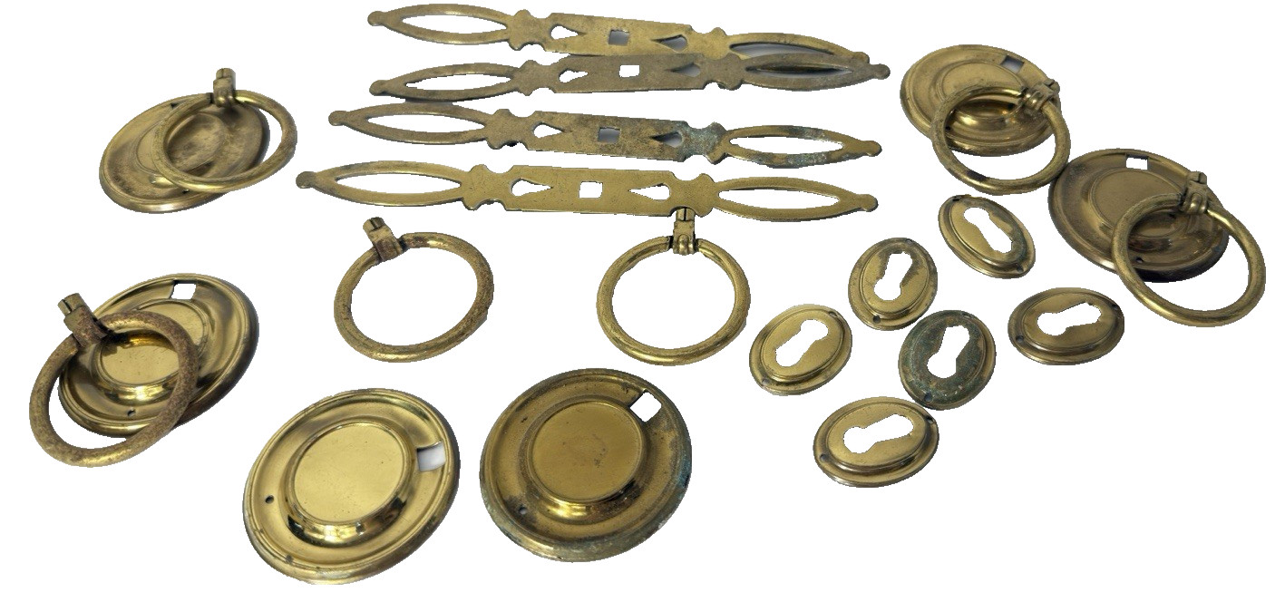 Drexel Heritage Ornamental Drawer Pulls Knobs Lot of 22 pcs Gold Tone Key Hole