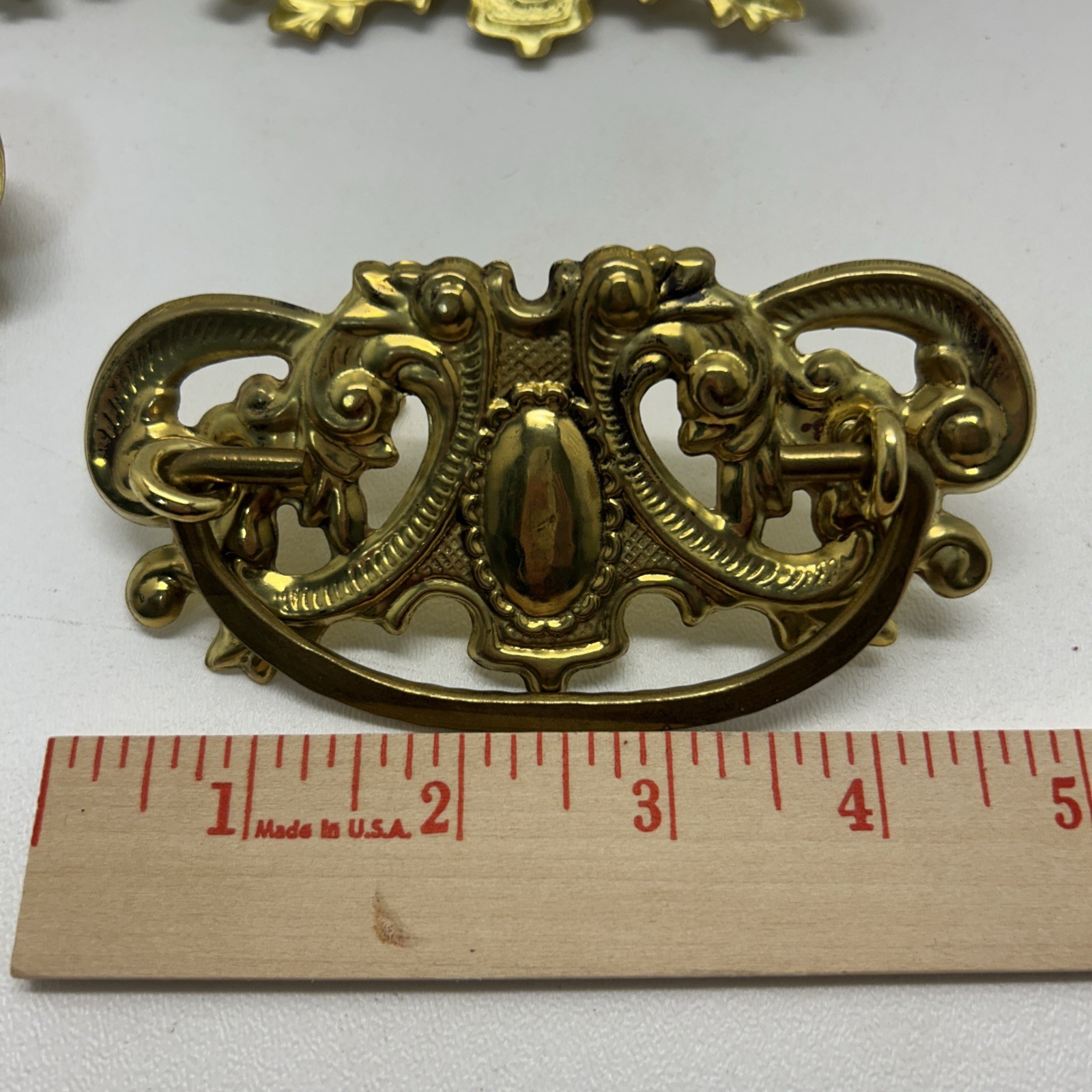 4 Vintage Ornate Gold Tone Brass Handles Drawer Dresser Pulls Furniture Hardware