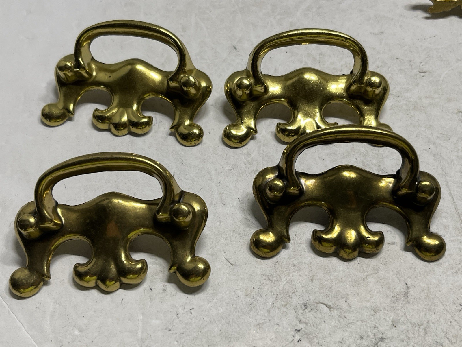 Vintage Lot (19) NOS Miscellaneous Fixed & Drop Bail Draws/Cabinet Pulls