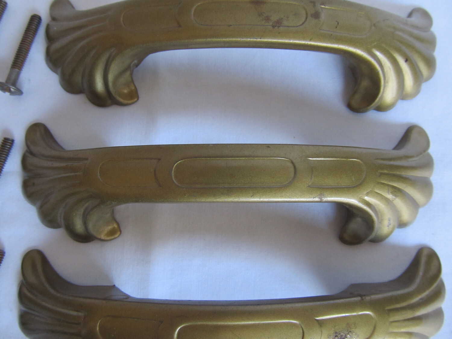 4 Vintage Art Deco Waterfall Metal Drawer Handles Pulls 5 5/8″ 4 1/4″ on center