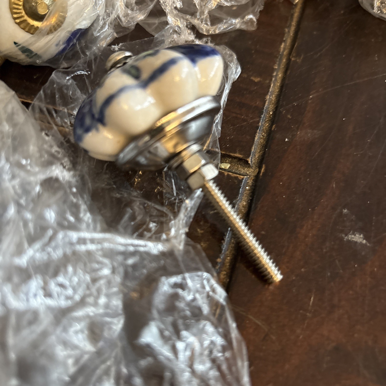 12 Decorative White Porcelain Drawer Cabinet Knobs Silver and Gold Metal Bolts