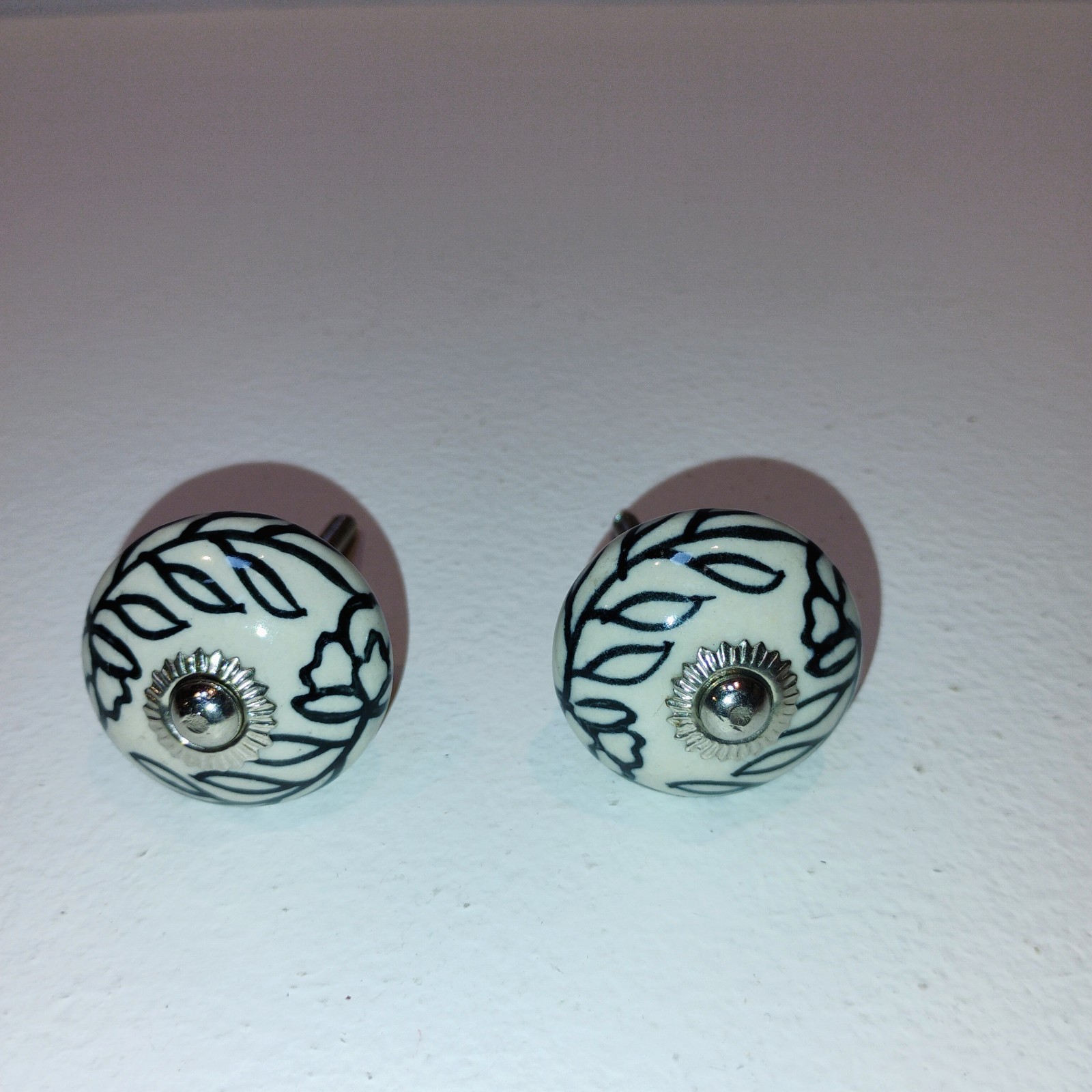 Ceramic Knobs Cabinet Drawer Handles Round Black White Floral Vine