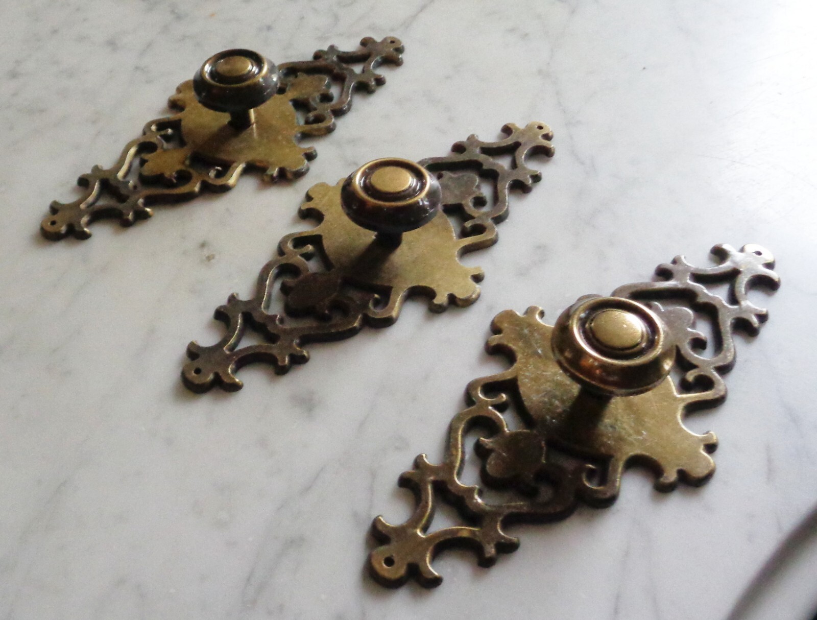 3 Vintage Brass Knob 728 & Brass Back Plate Amerock 1967 Door Drawer Pulls