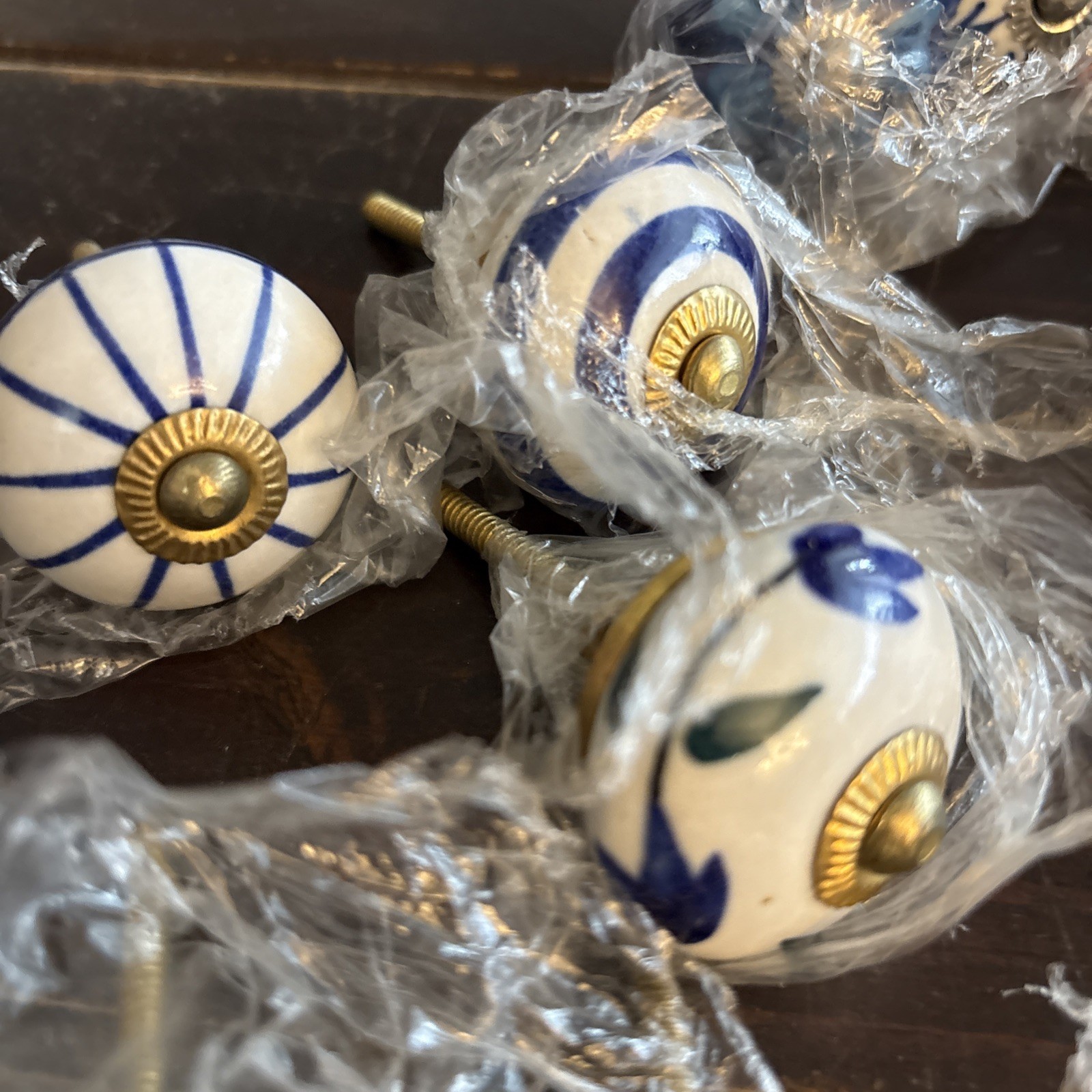 12 Decorative White Porcelain Drawer Cabinet Knobs Silver and Gold Metal Bolts