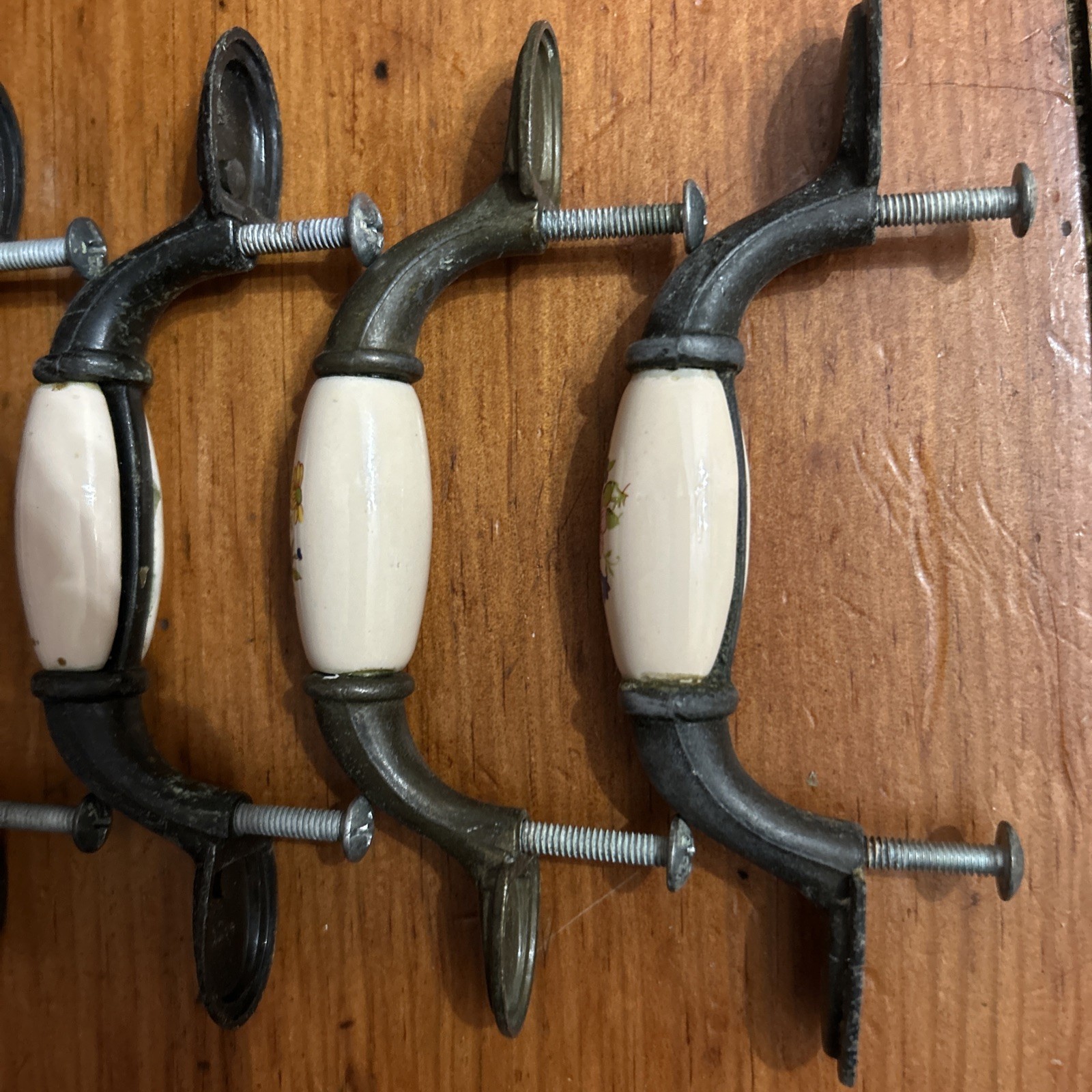Lot of 4 Brass & Ceramic Floral Cabinet Dresser Drawer Pull Handle Knobs used