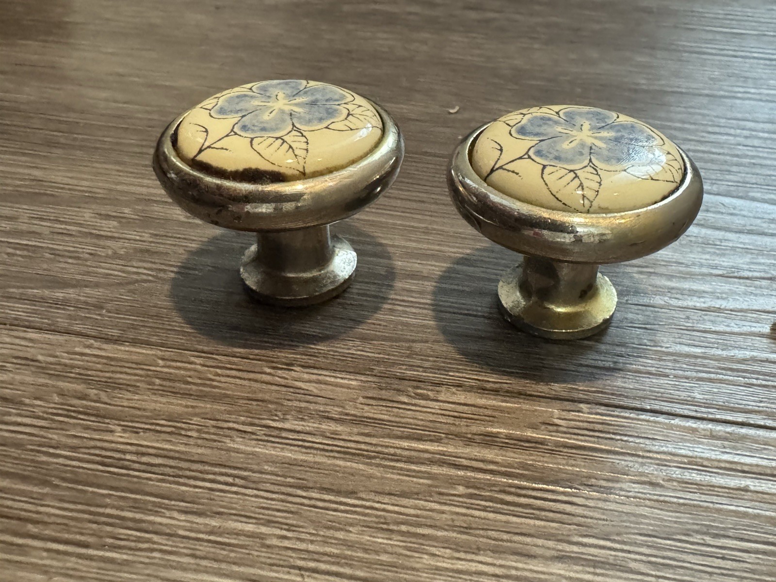 Vintage English Cottage Core Floral Blue Flower Ceramic Drawer Cabinet Pulls – 2